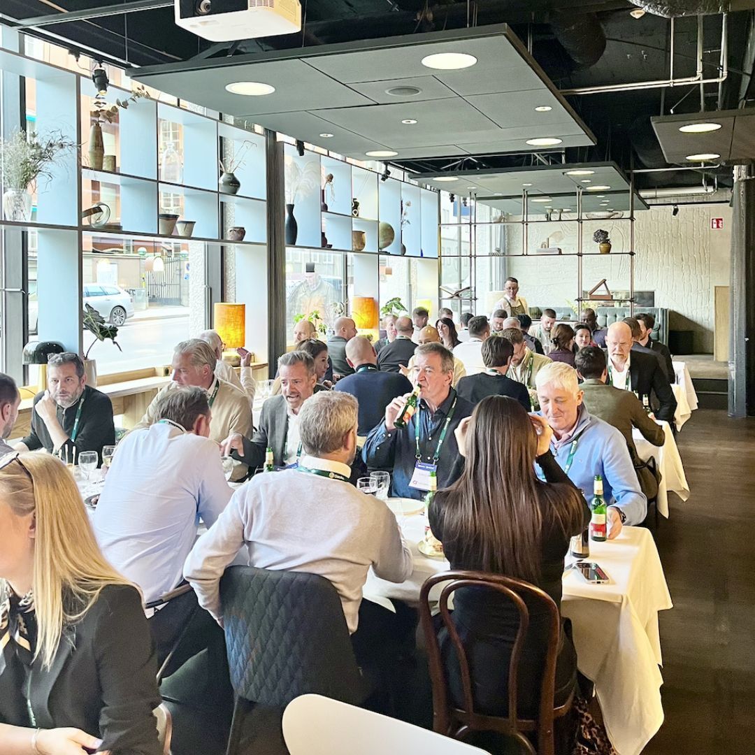 Square EmailNewsletter Template (34)