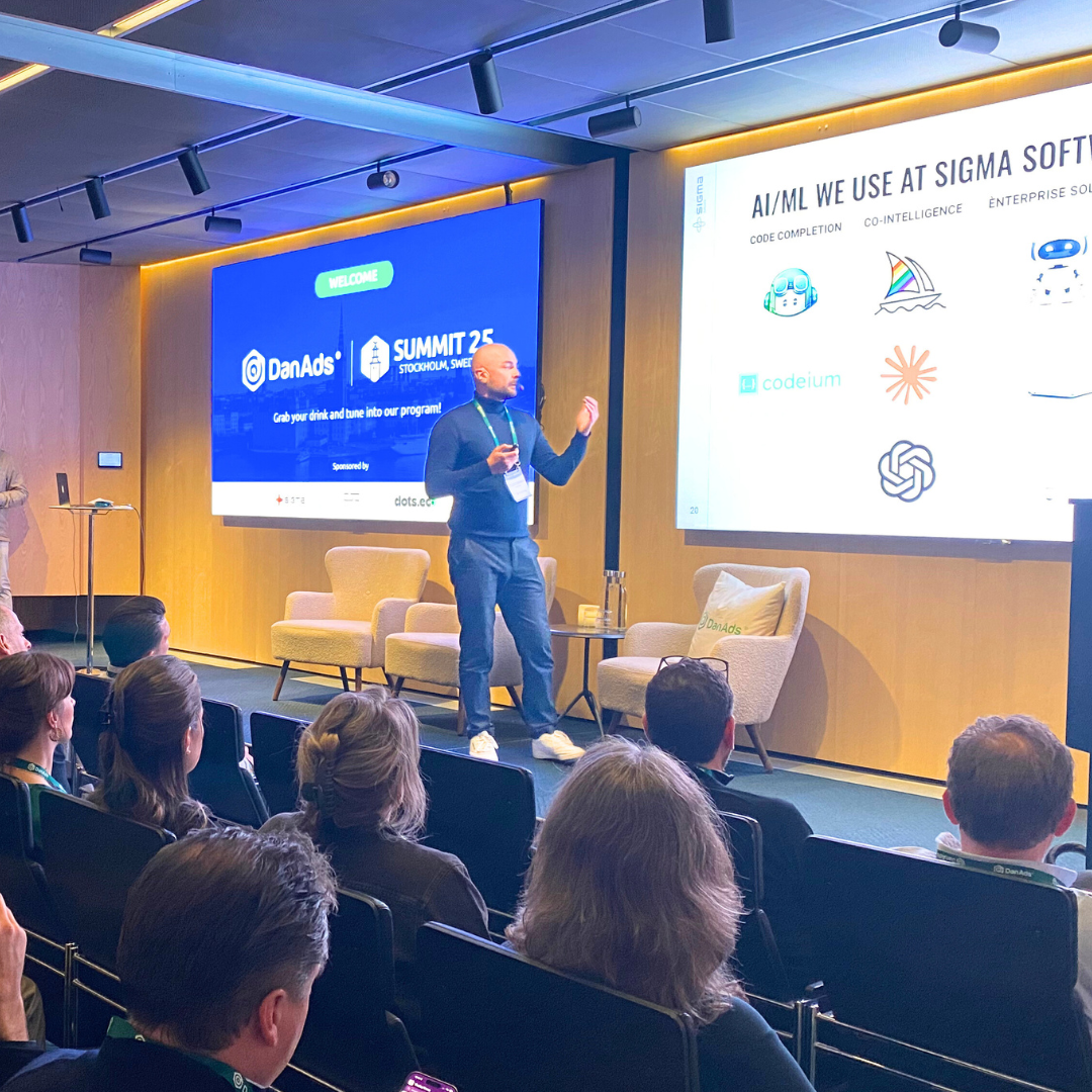 Square EmailNewsletter Template (8)-1